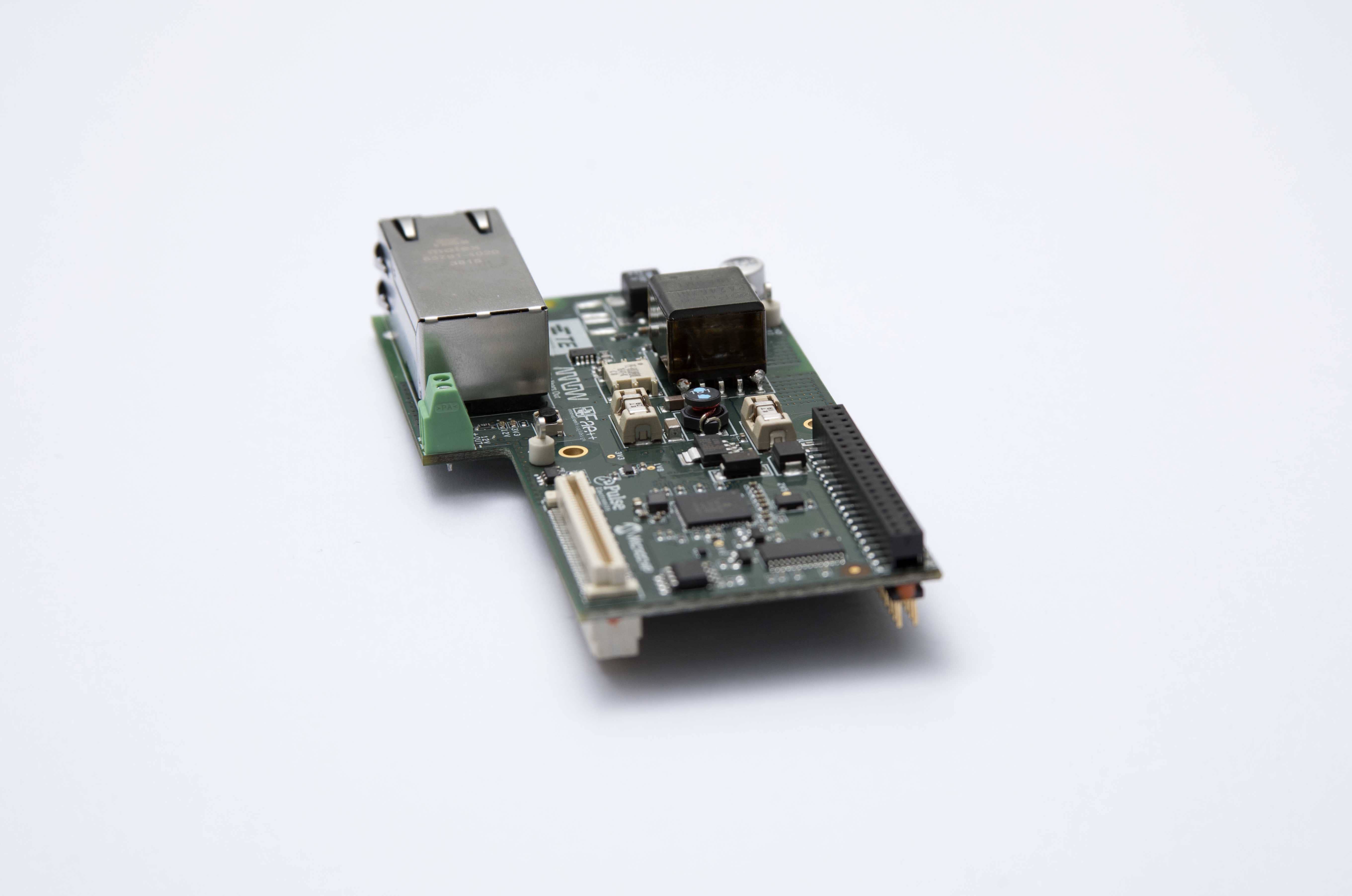 images/Front_Angle_Side3.jpg