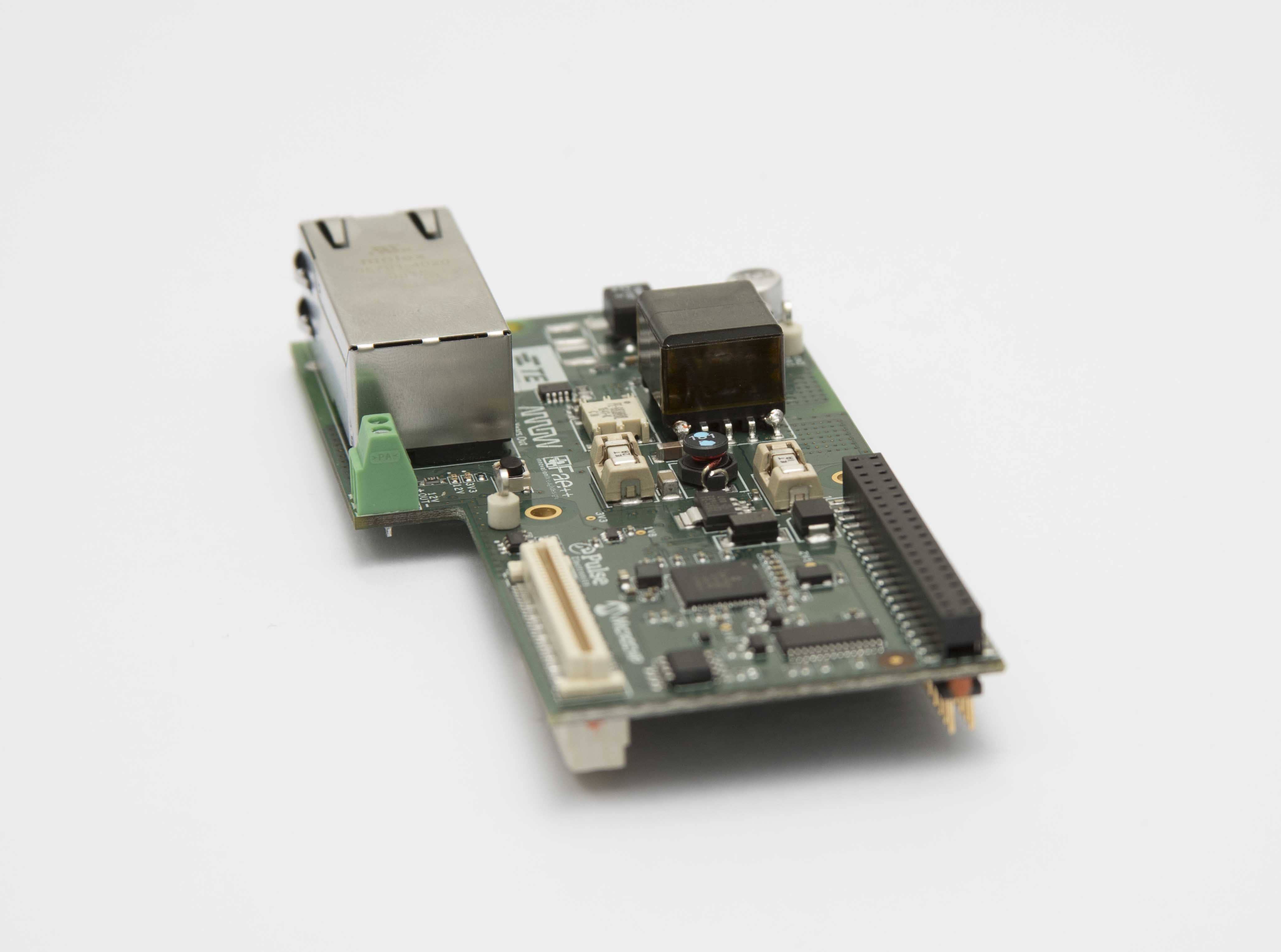 images/Front_Angle_Side4.jpg